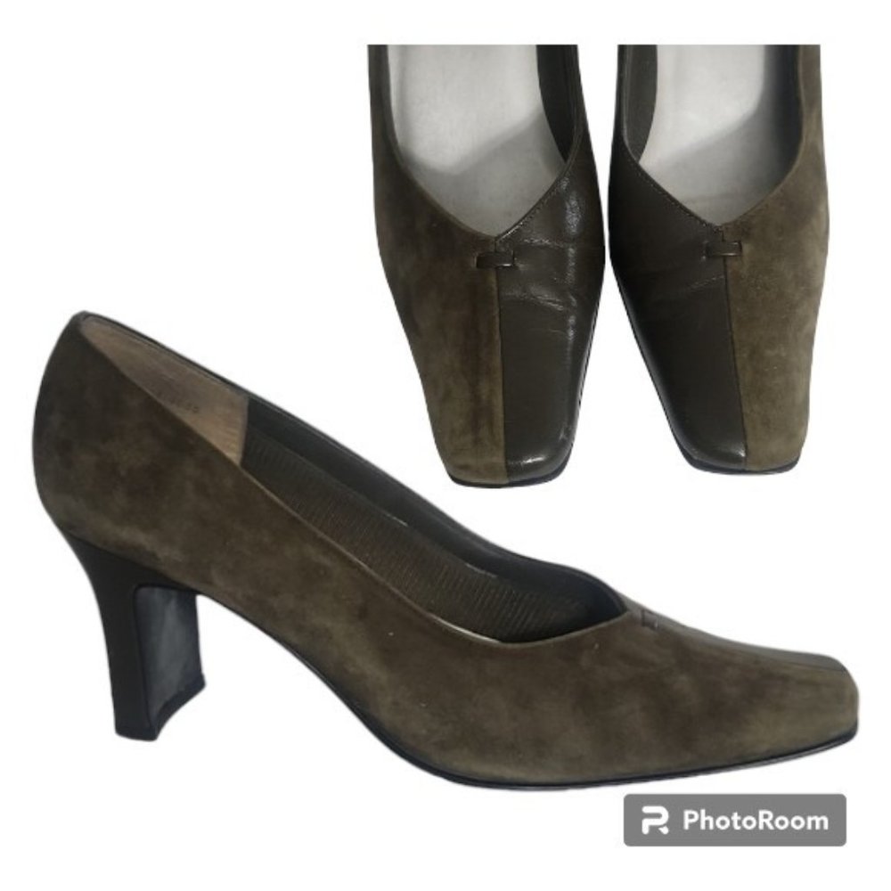 Vintage Suede Leather 9.2.5 So Soft Dark Olive Square Toed Pumps - Size 6M